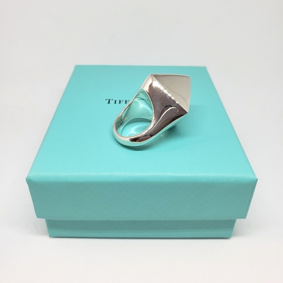 Tiffany & Co., Pyramid Ring - Picture 6 of 13